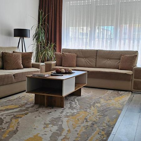 Cozy Apartment - 2 Bedrooms In The Best City Area. Ferizaj Bagian luar foto